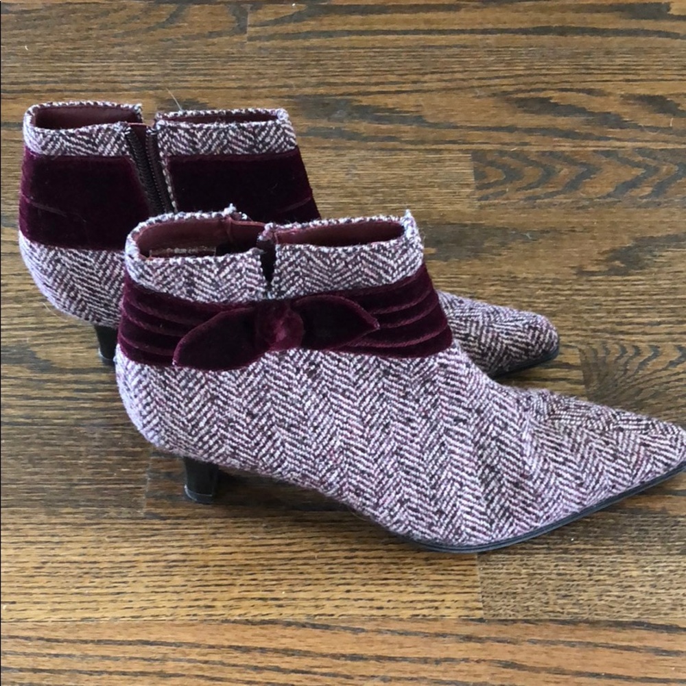 Brown and cream tweed heels